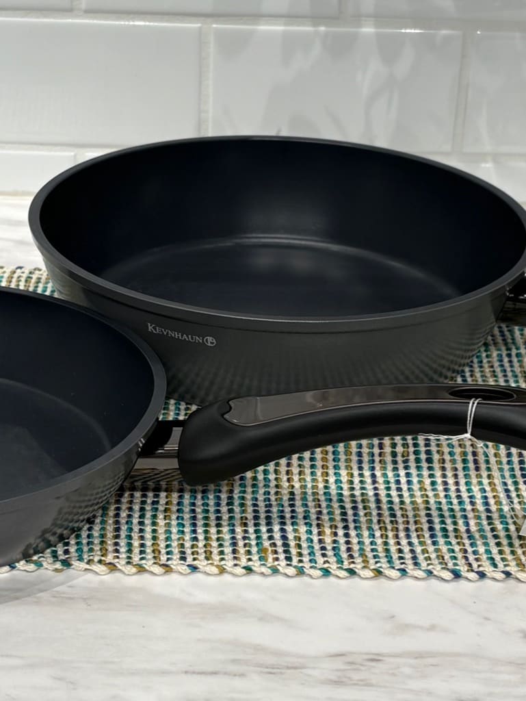 YUKOさんの「212 KITCHEN STORE｜プラズマプロ フライパン20cm ＜KEVNHAUN ケヴンハウン＞」を使ったコーディネート