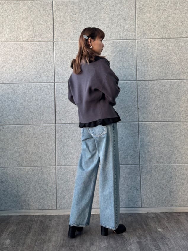 designer yukaさんの「CODE A｜dream ruffle lace blouse」を使ったコーディネート