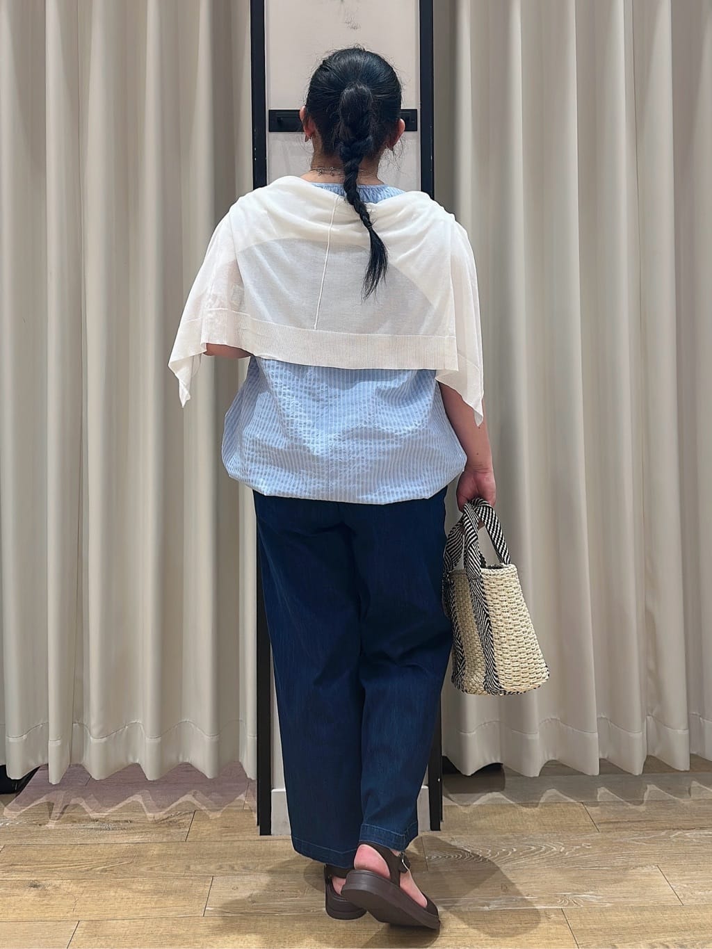 suzuさんの「grove｜履き心地◎！フットベッドサンダル」を使ったコーディネート