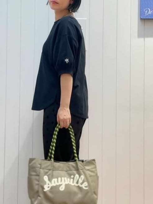 mikaさんの「Dessin｜【360度可愛い/前後2WAY/洗える】ライトコットンヘンリーカットソー」を使ったコーディネート
