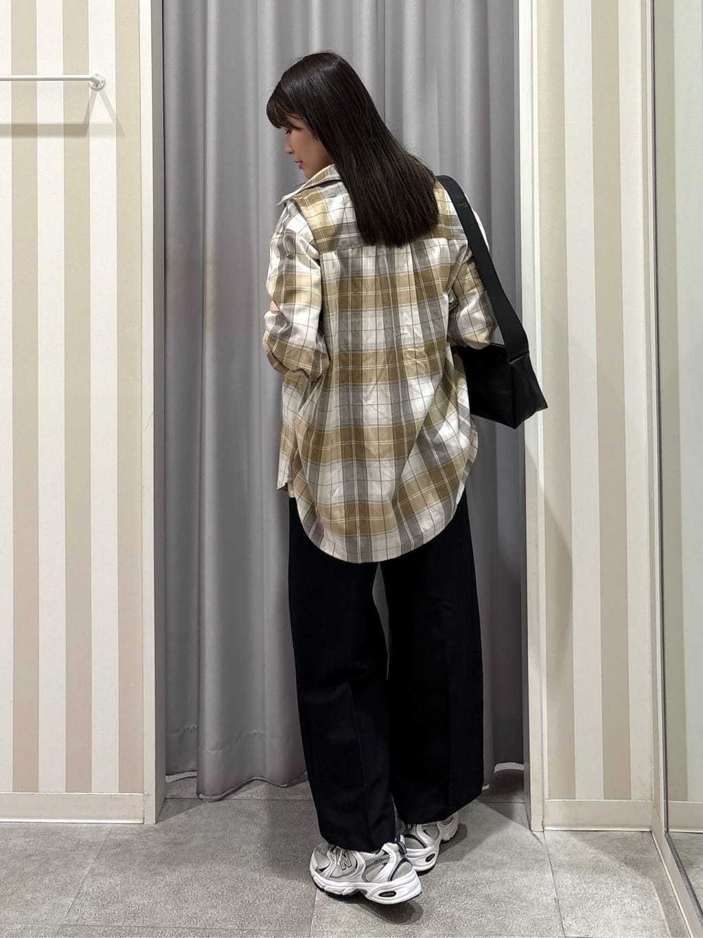 Rikaさんの「SHOO･LA･RUE｜【S-LL/ひんやり/UV】選べる6柄でそれぞれ欲しくなる プリントTシャツ」を使ったコーディネート