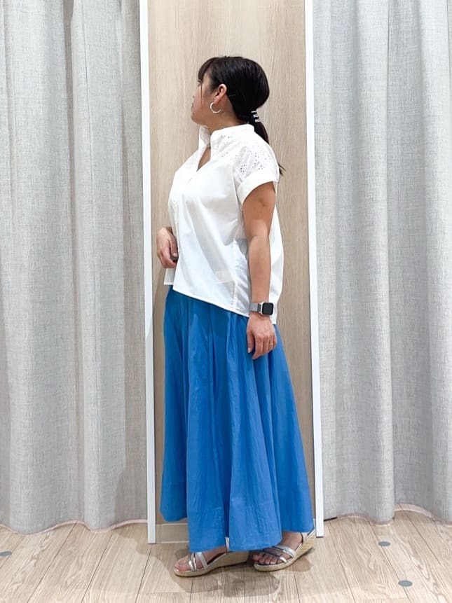 naoさんの「grove｜涼やかさと上品さを兼ね備えた　レースシャツブラウス」を使ったコーディネート