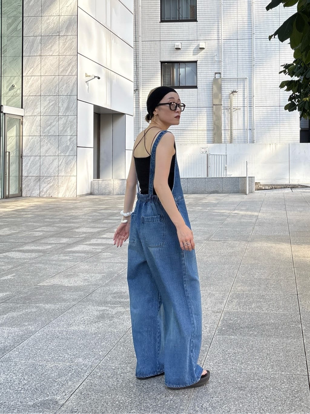 kotakiさんの「INDIVI｜デニムサロペット」を使ったコーディネート