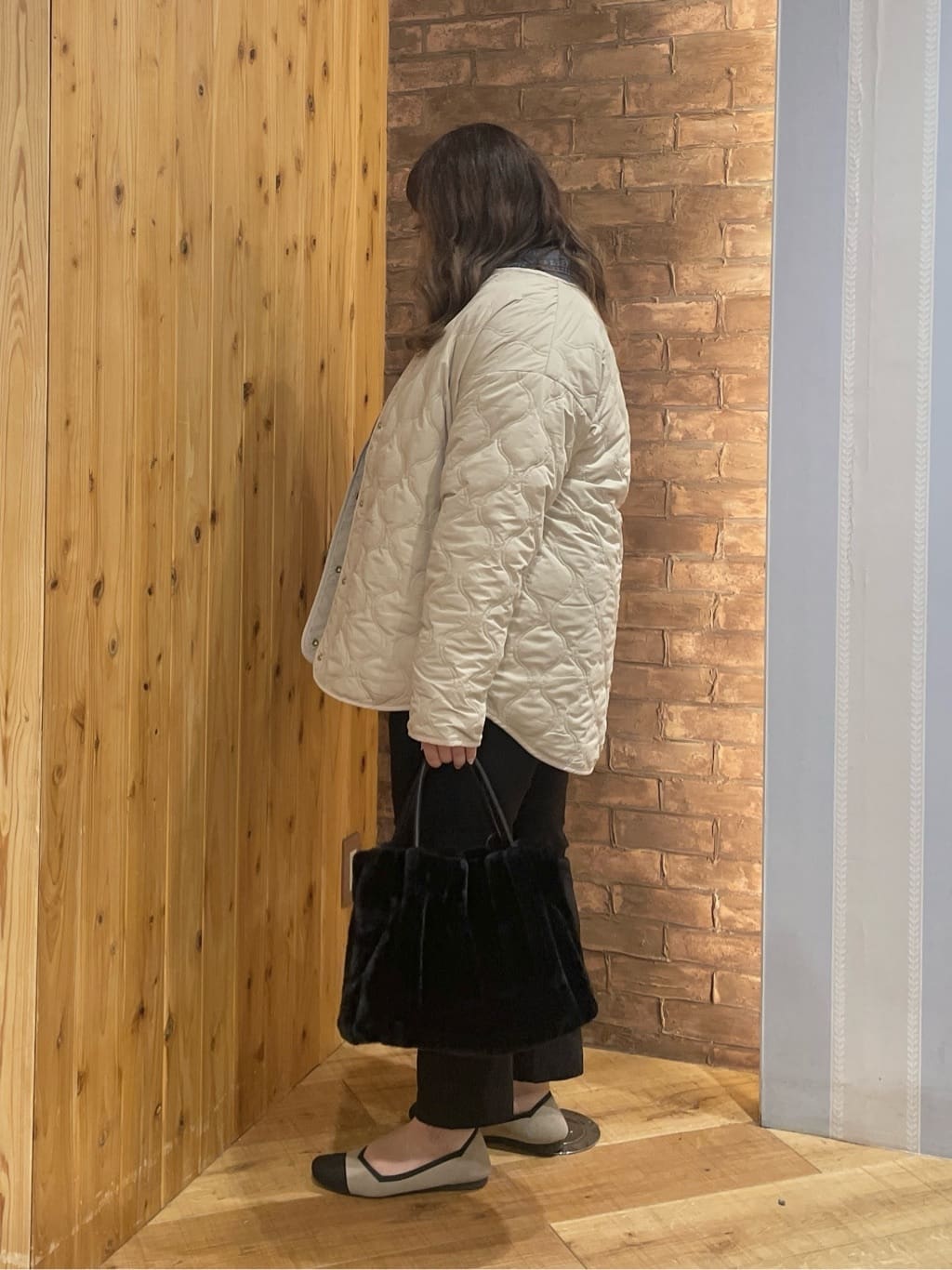 Risaさんの「SHOO･LA･RUE｜【高レビュー/洗濯機可/SS-LL】あったか裏起毛 のびのびストレッチ テーパードパンツ」を使ったコーディネート