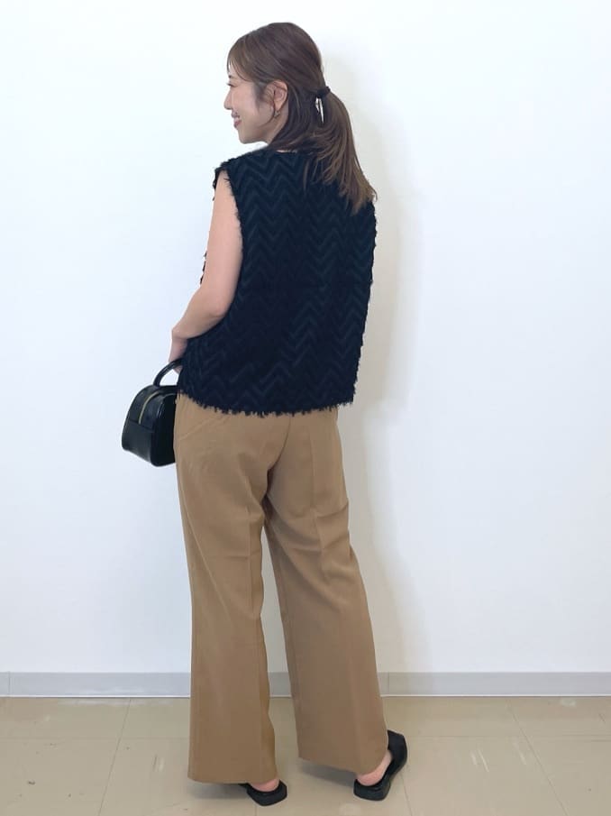 Akiさんの「OPAQUE.CLIP｜フリンジジャカードベスト【洗濯機洗い可】」を使ったコーディネート