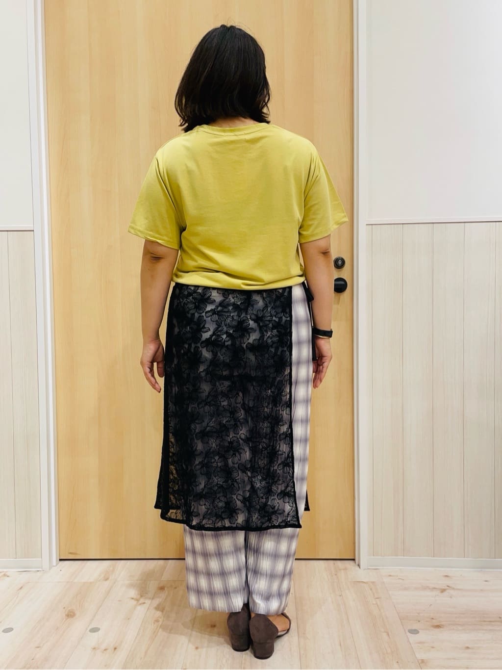 すーさんの「SHOO･LA･RUE｜【S-LL/ひんやり/UV】選べる6柄でそれぞれ欲しくなる プリントTシャツ」を使ったコーディネート