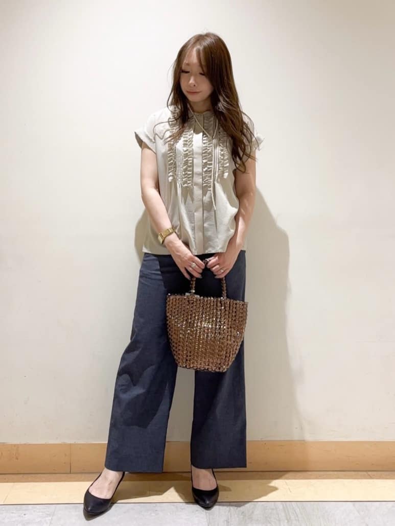 sattoさんの「UNTITLED｜【日本製・本革】Comfit Dresser Pumps（コンフィットドレッサーパンプス）」を使ったコーディネート