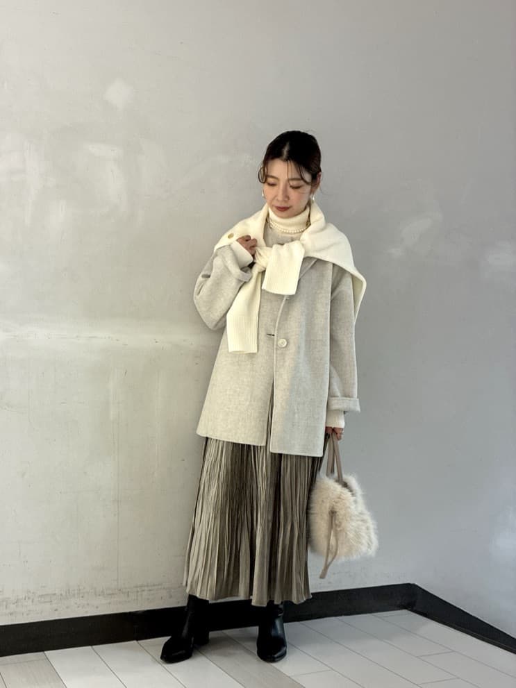 Rinさんの「UNTITLED｜【ミディ丈/軽やか】セミラグランリバー コート」を使ったコーディネート