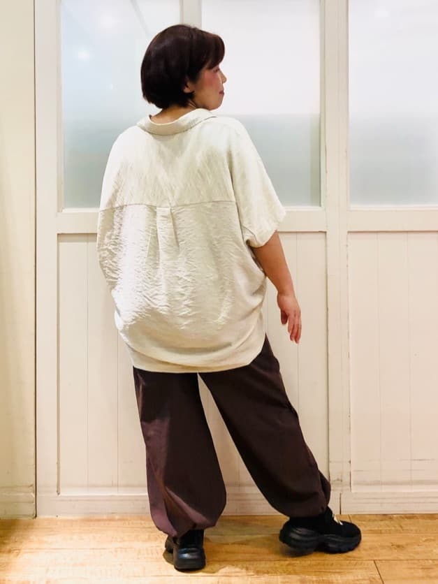 YYYさんの「SHOO･LA･RUE｜【洗える/S-LL/5分袖】1枚でも羽織としても。さらさらドレープシャツ」を使ったコーディネート