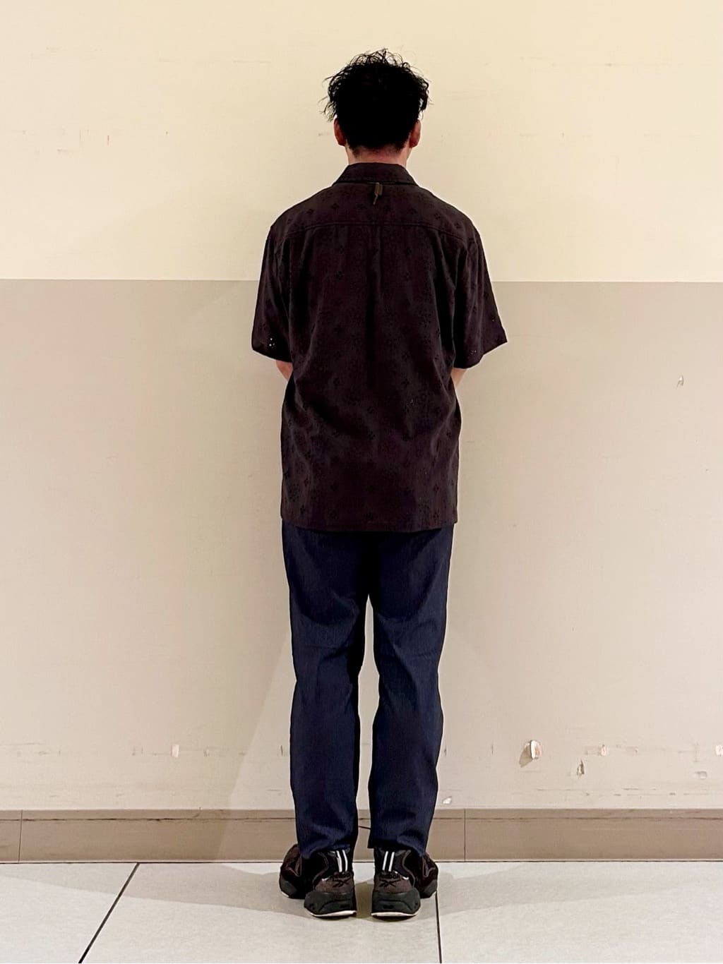 KENJI Iさんの「THE SHOP TK｜【ひんやり快適ビジネス兼用パンツ】7DAYSパンツ ストレッチ+ 接触冷感/洗濯機OK」を使ったコーディネート
