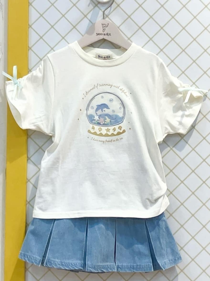 蒼さんの「SHOO･LA･RUE｜◆【100-150cm】スノードームオーガンジーTシャツ」を使ったコーディネート
