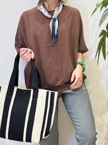 misakiさんの「SHOO･LA･RUE｜【洗濯後しわになりにくい】さらっとタッチの 5分袖ドルマンブラウス」を使ったコーディネート