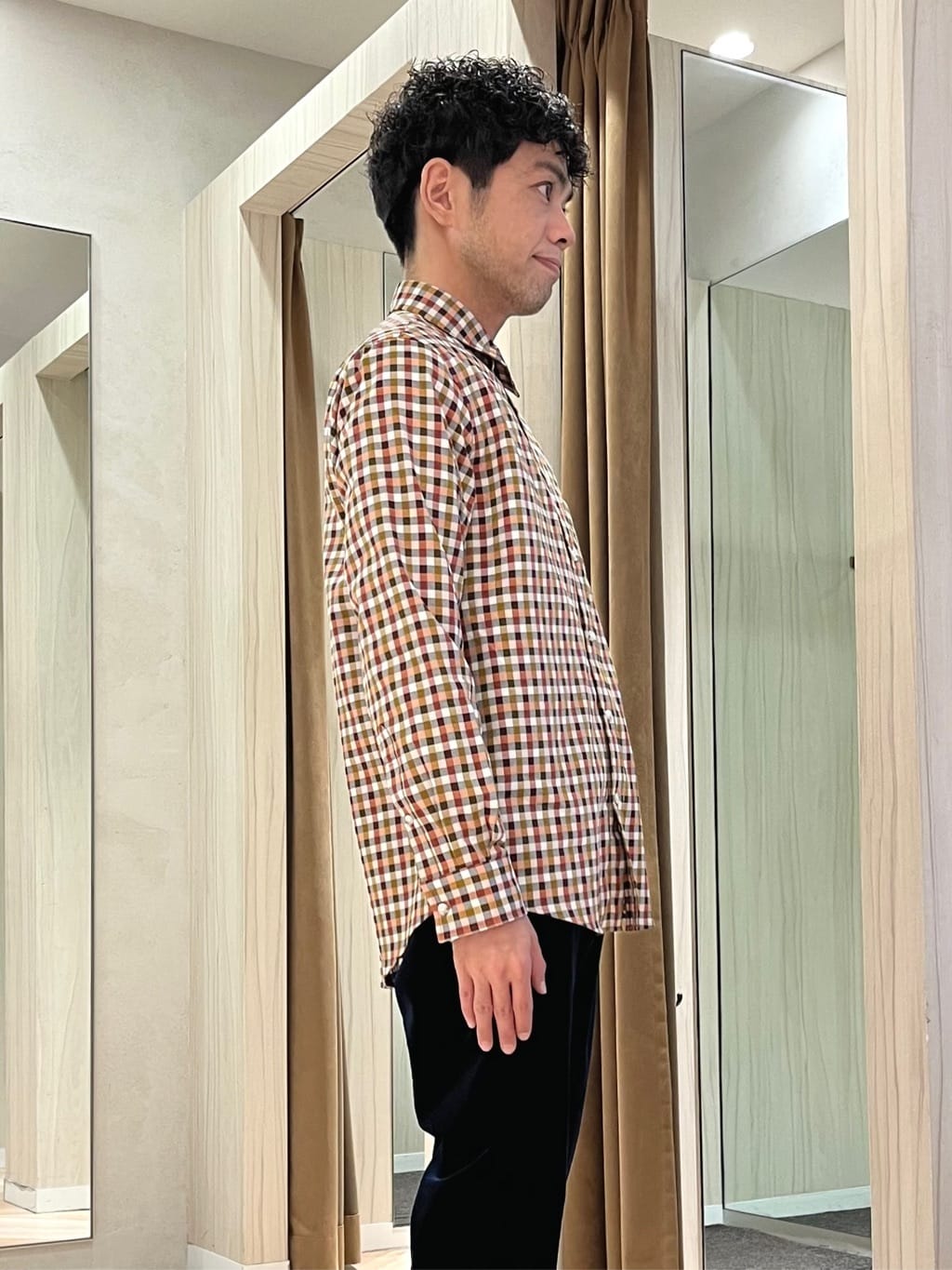 URAさんの「TAKEO KIKUCHI｜【JUST ONE LAYER】ダウンファブリック ジップアップ リブ ブルゾン」を使ったコーディネート