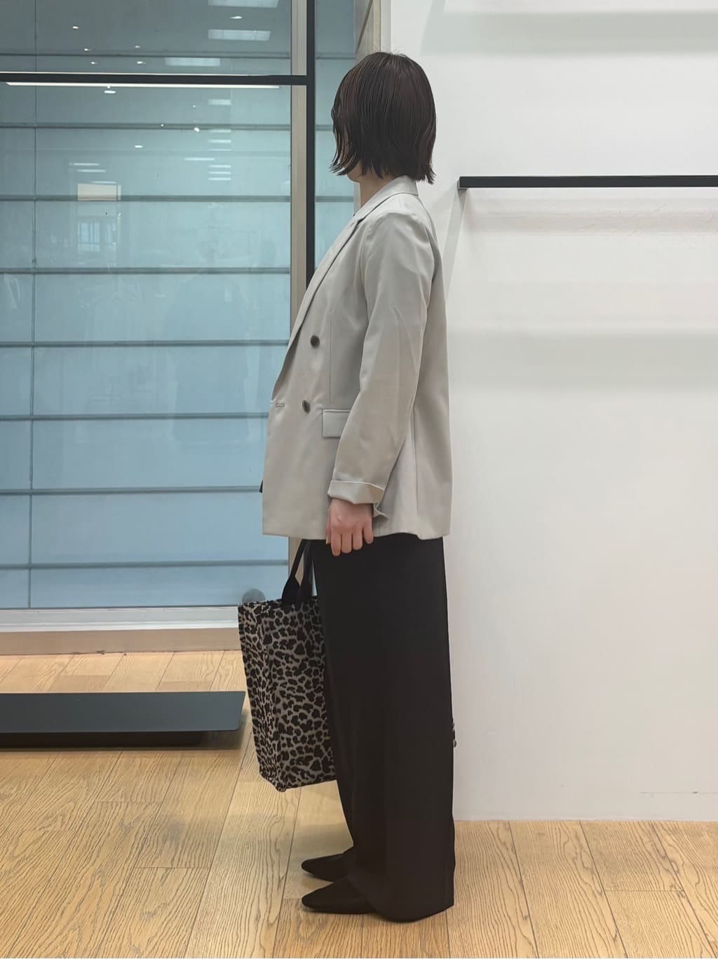 asamiさんの「INDIVI｜【セットアップ可能】ビスチェレイヤード風トップス」を使ったコーディネート