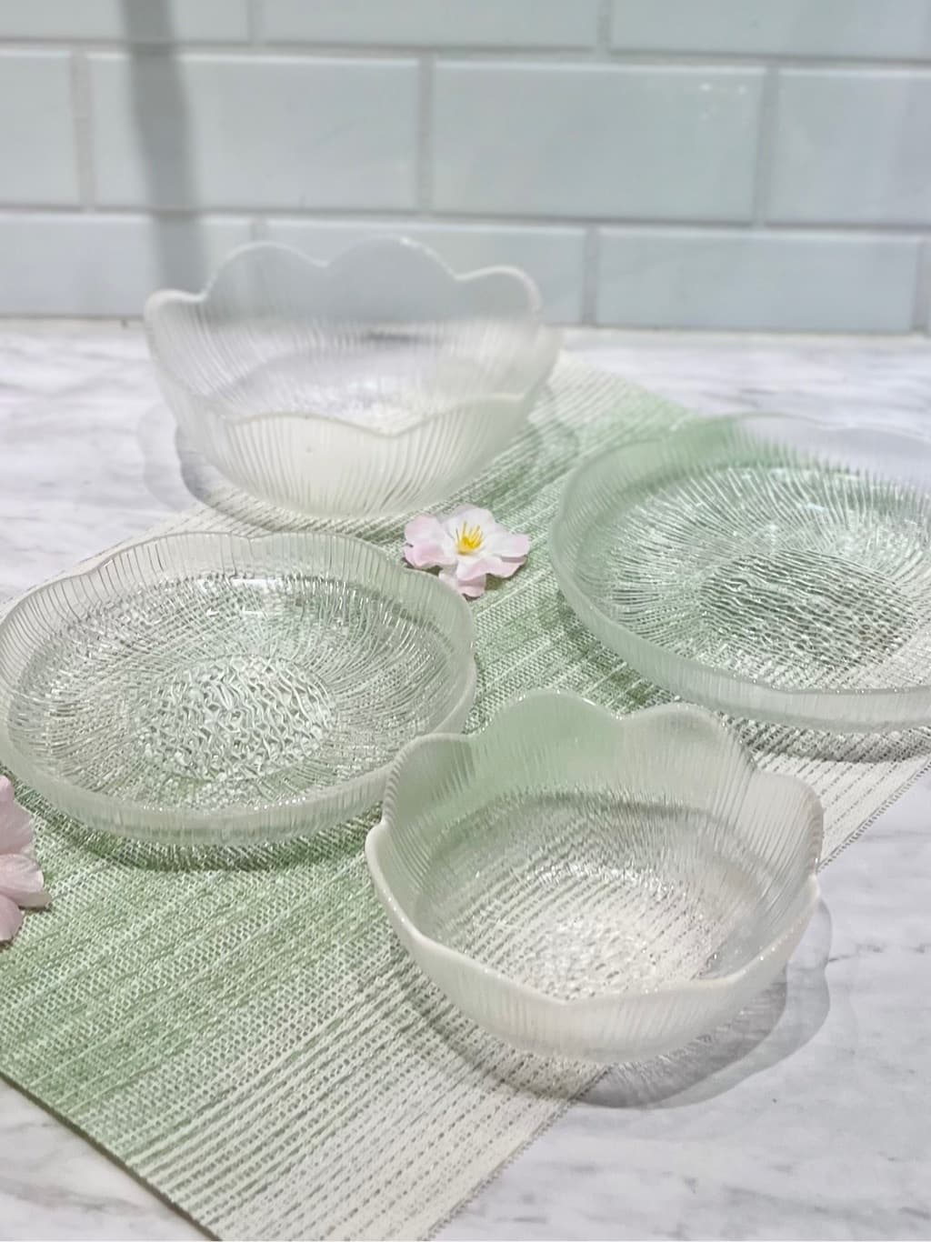 ぐっちさんの「212 KITCHEN STORE｜フラワープレートS」を使ったコーディネート