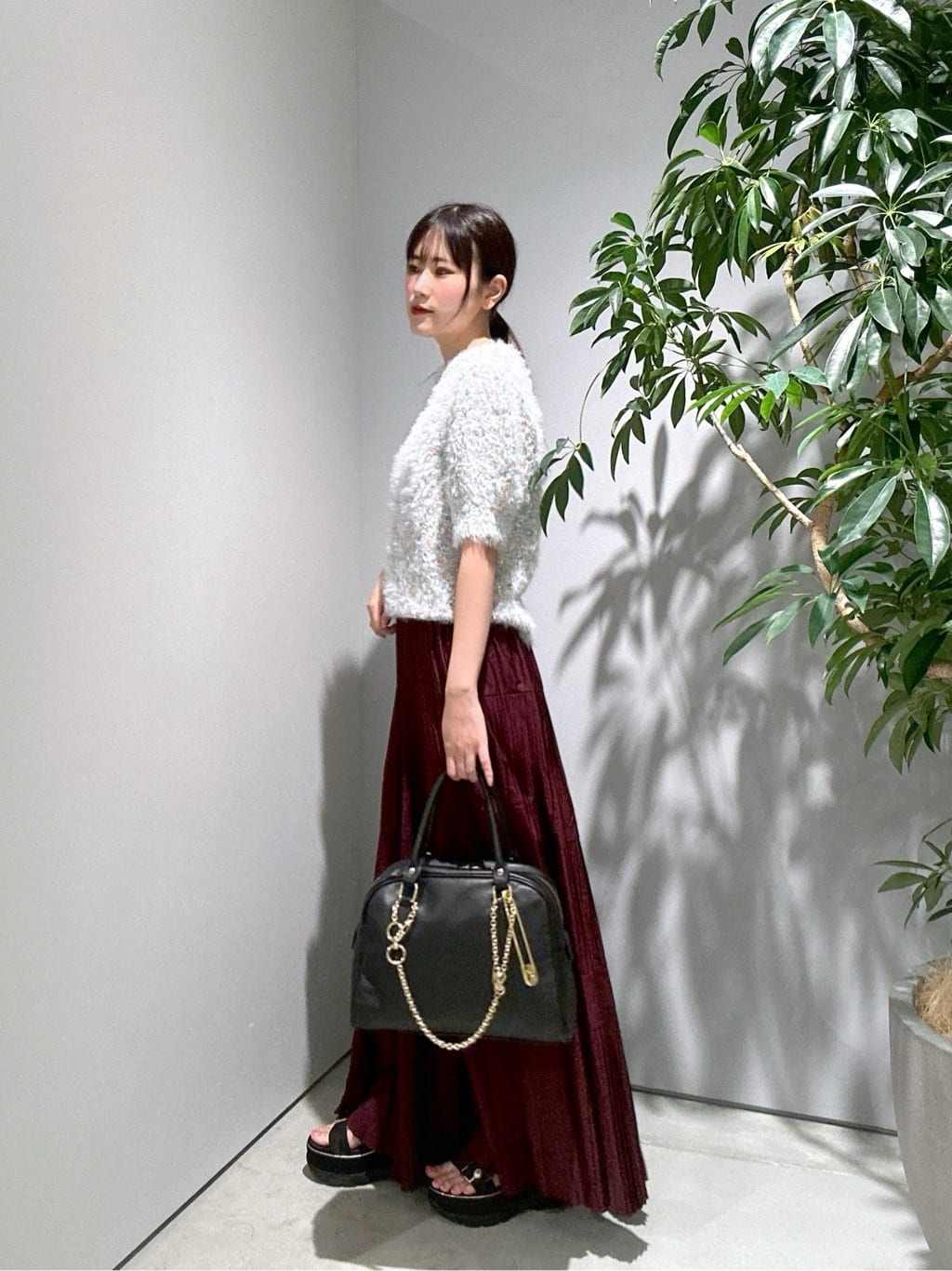 Renoさんの「INDIVI｜カラーネップニット」を使ったコーディネート