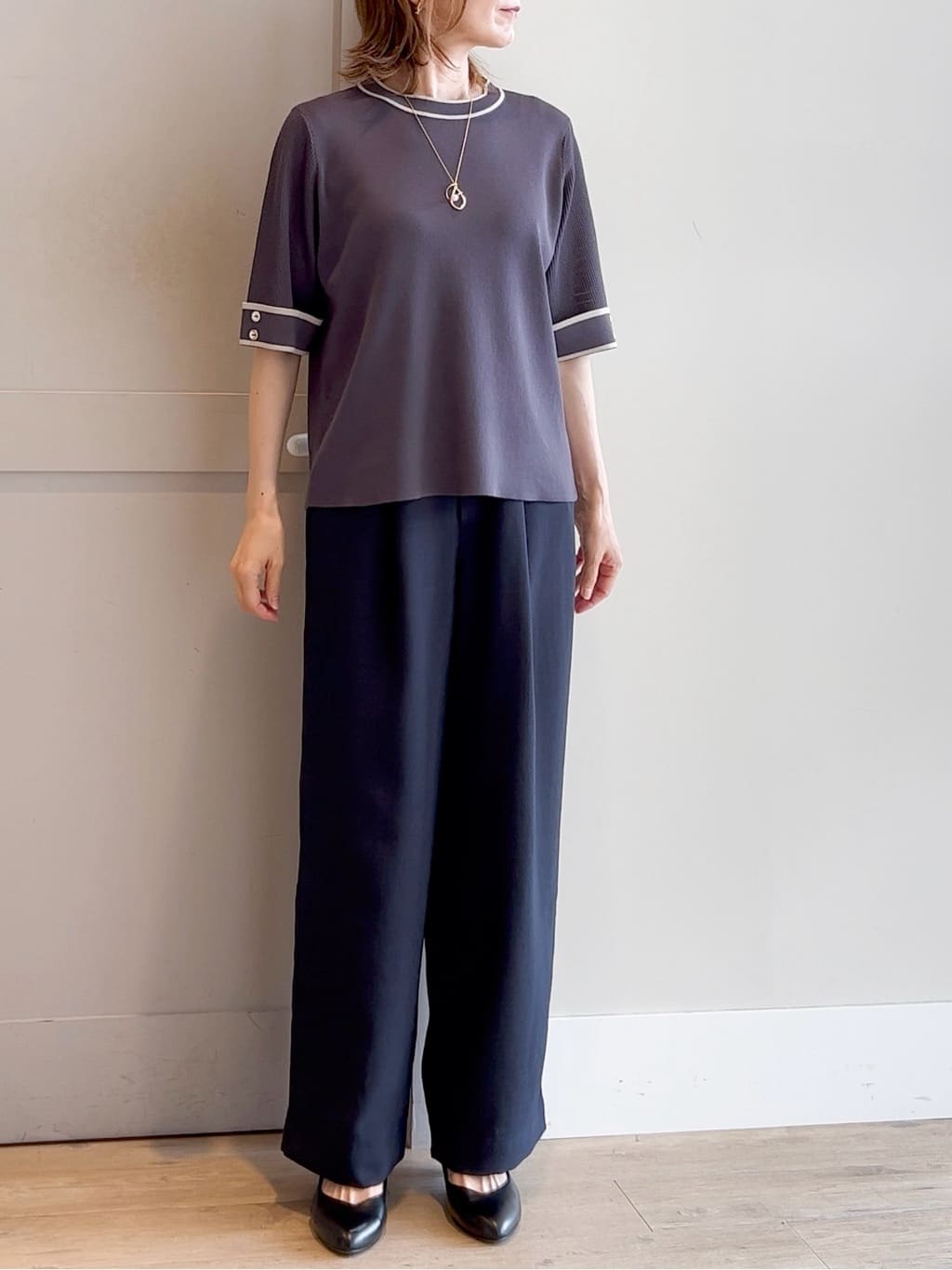 yamakoさんの「grove｜ロープベルトで差がつく 洗練リラックスパンツ」を使ったコーディネート