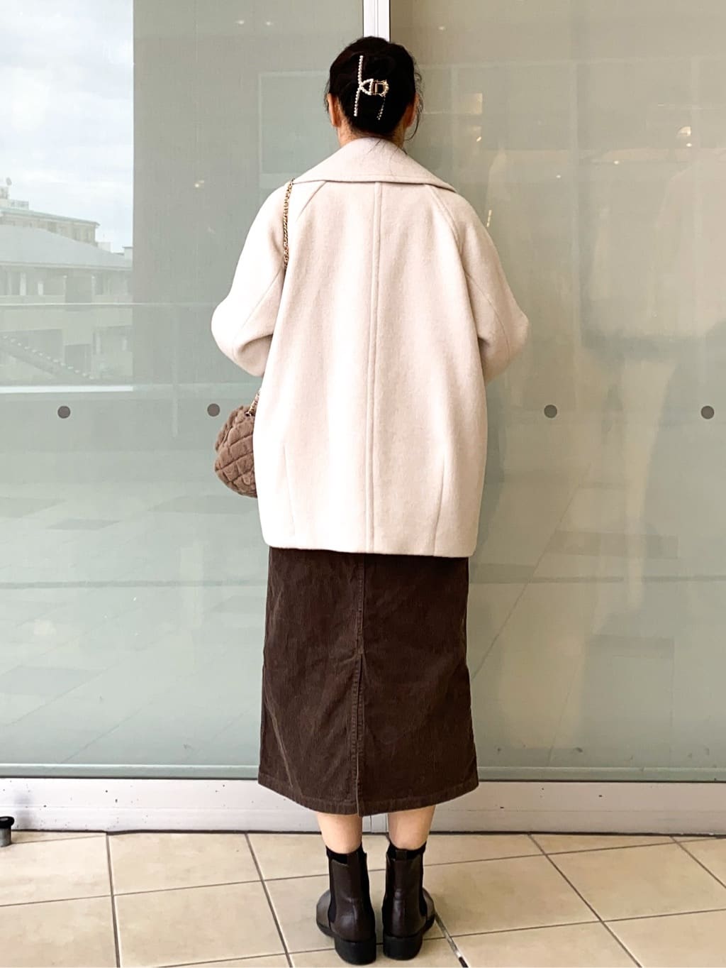 Jeanさんの「OPAQUE.CLIP｜カシミヤブレンドウールミドルピーコート」を使ったコーディネート