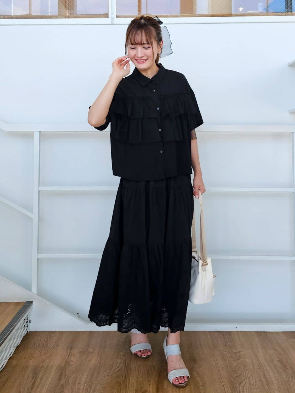 ゆゆさんの「SHOO･LA･RUE｜【S-LL】一枚でサマ見え チュールドッキングシャツ」を使ったコーディネート