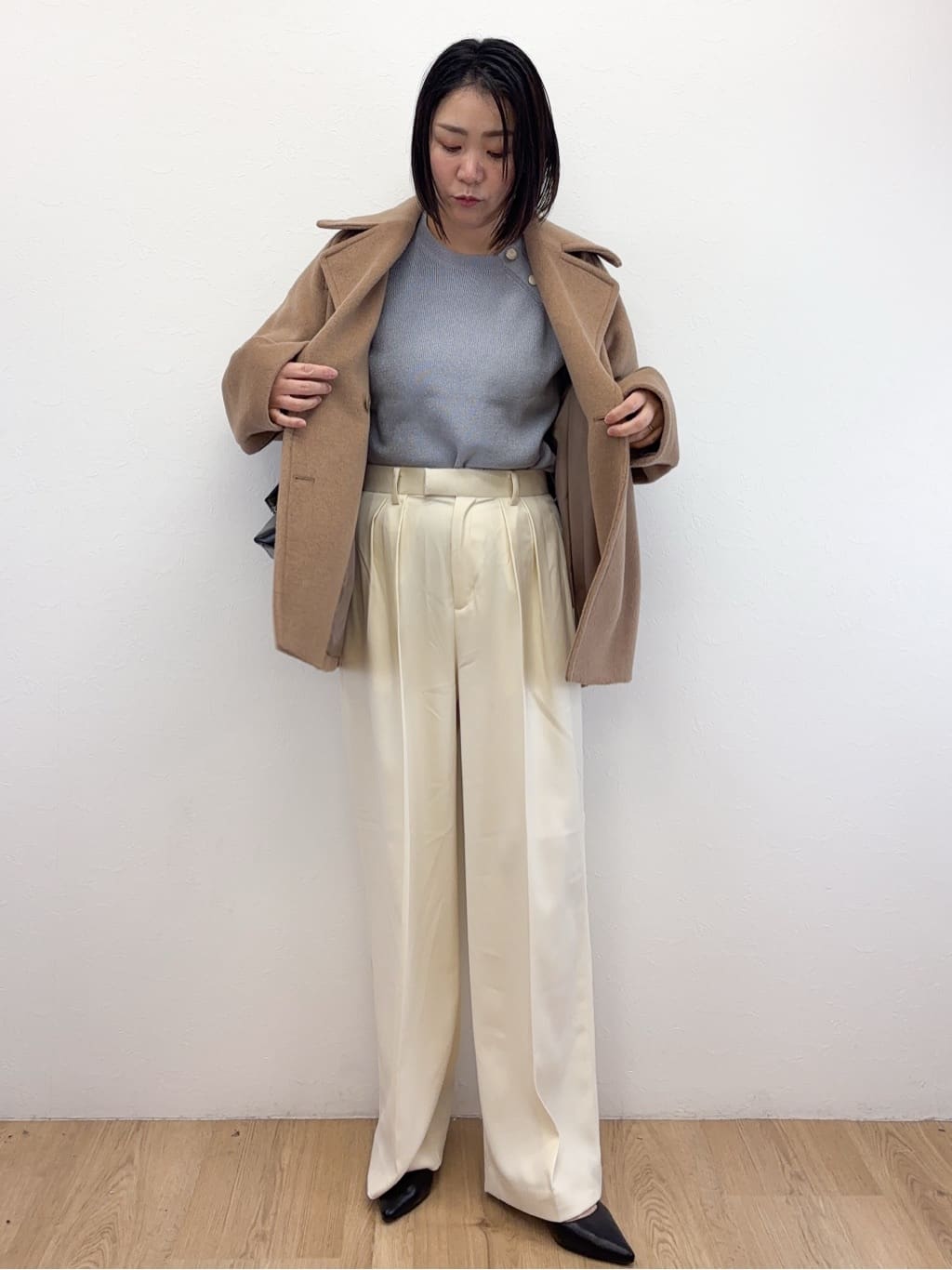Takeさんの「OPAQUE.CLIP｜カシミヤブレンドウールミドルピーコート」を使ったコーディネート