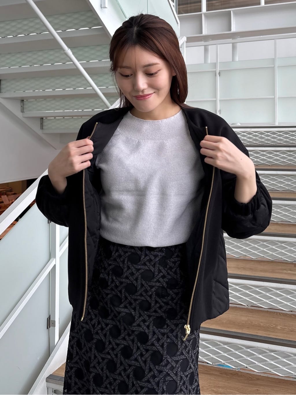sayaさんの「COUP DE CHANCE｜【日本製】シアー刺繍のフレアースカート」を使ったコーディネート