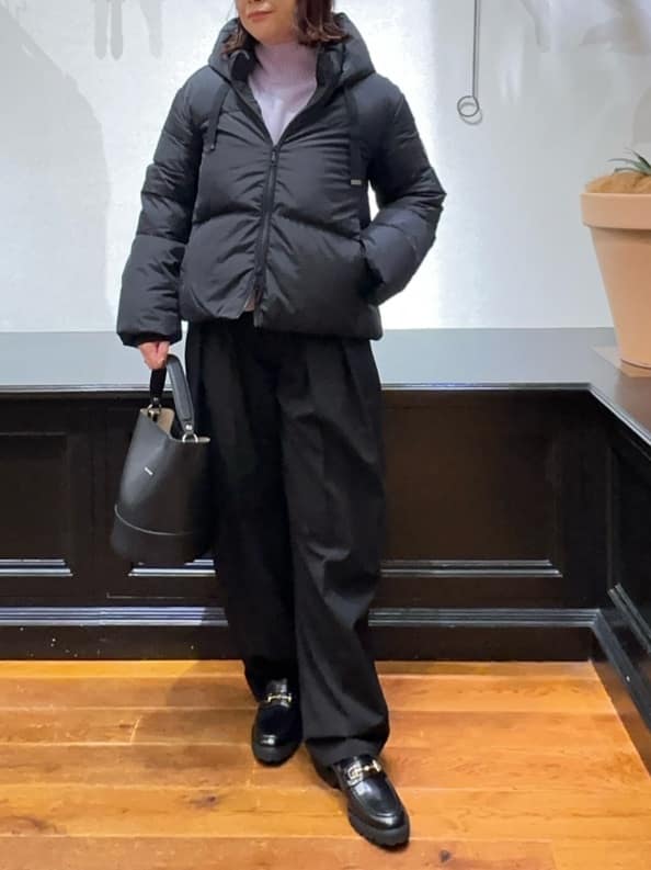 Asamiさんの「DRESSTERIOR｜シュリンクレザーバケットBAG」を使ったコーディネート
