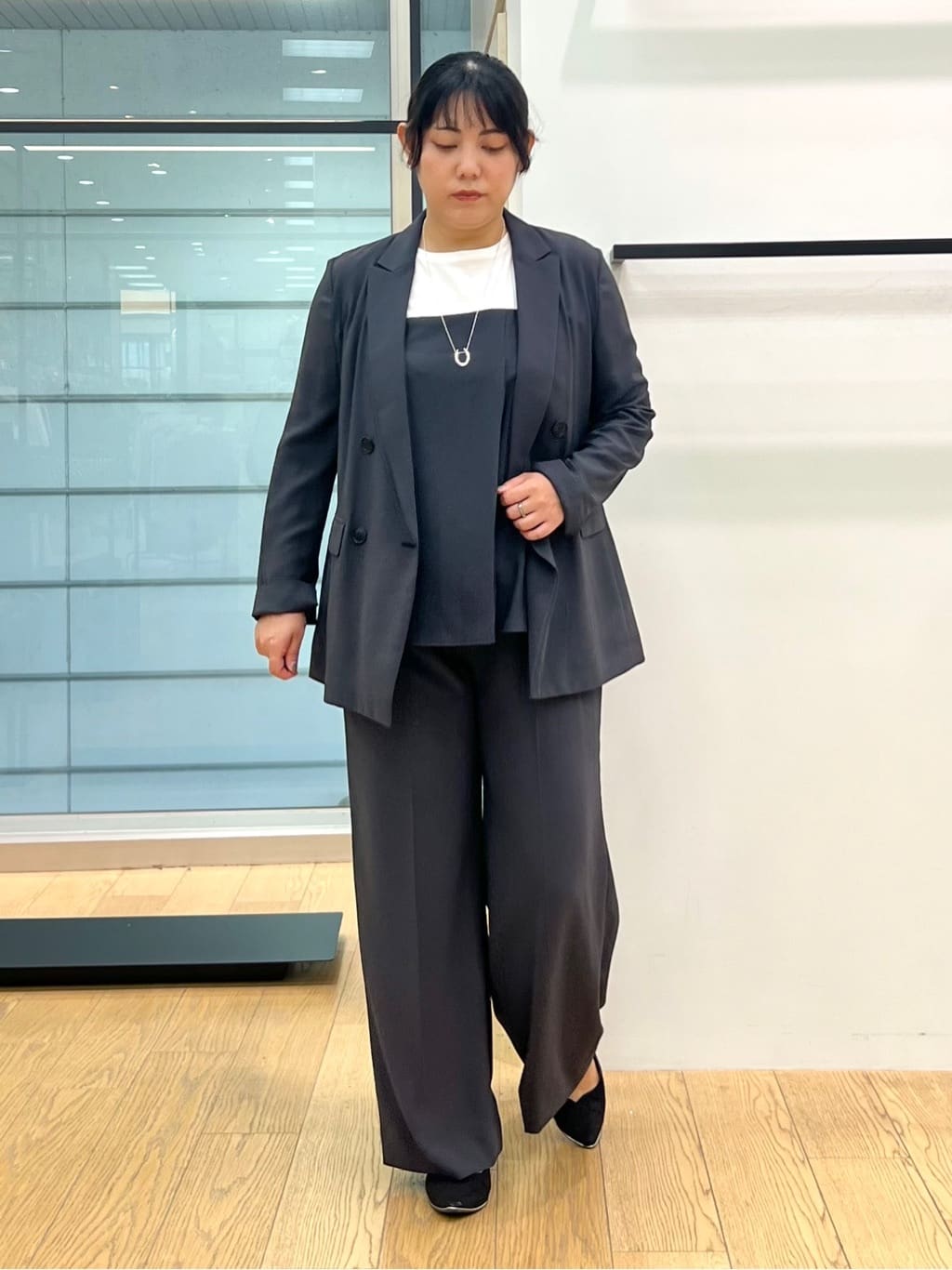 shimaさんの「INDIVI｜【軽く羽織れる！】ダブルジャケット」を使ったコーディネート