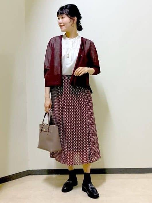  beni_gingerさんの「Reflect｜【寒暖差対策に◎／手洗い可／旅行や通勤に】フード付きシアーカーディガン」を使ったコーディネート