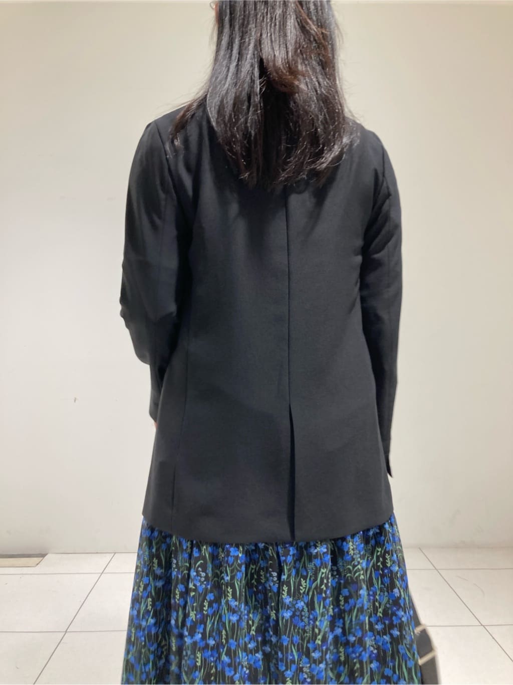 momokoさんの「INDIVI｜【軽く羽織れる！】ダブルジャケット」を使ったコーディネート