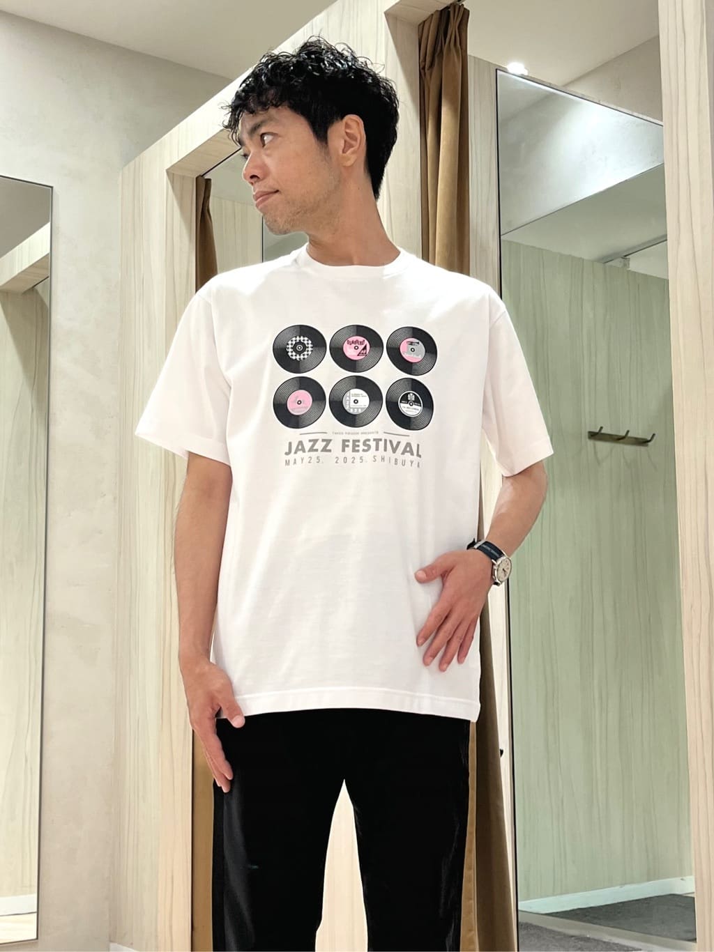 URAさんの「TAKEO KIKUCHI｜【Made in JAPAN】播州織 ストレッチ パンツ」を使ったコーディネート