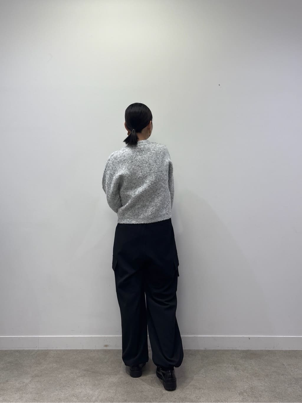 ayanoさんの「INDIVI｜【MILLELA FIRENZE】ループハンドルバッグ」を使ったコーディネート