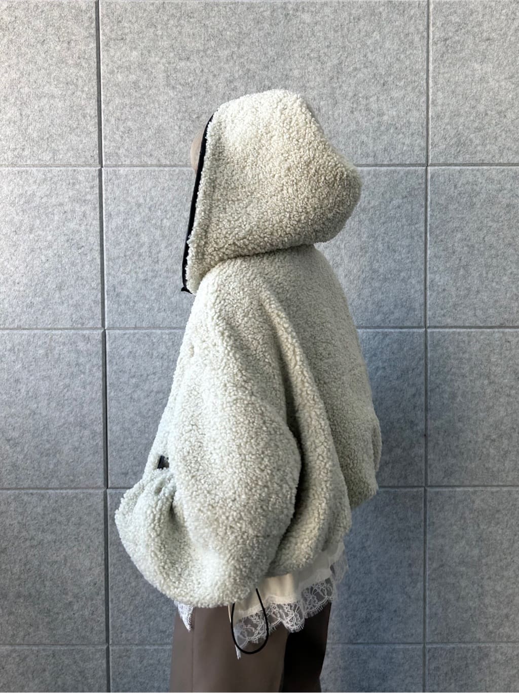 honoka Aさんの「CODE A｜boa hoodie blouson」を使ったコーディネート