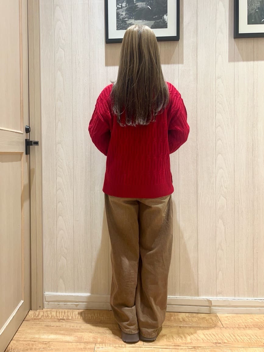 ﾕｲさんの「SHOO･LA･RUE｜【洗濯機可／毛玉レス】シンプルケーブル柄ニット」を使ったコーディネート