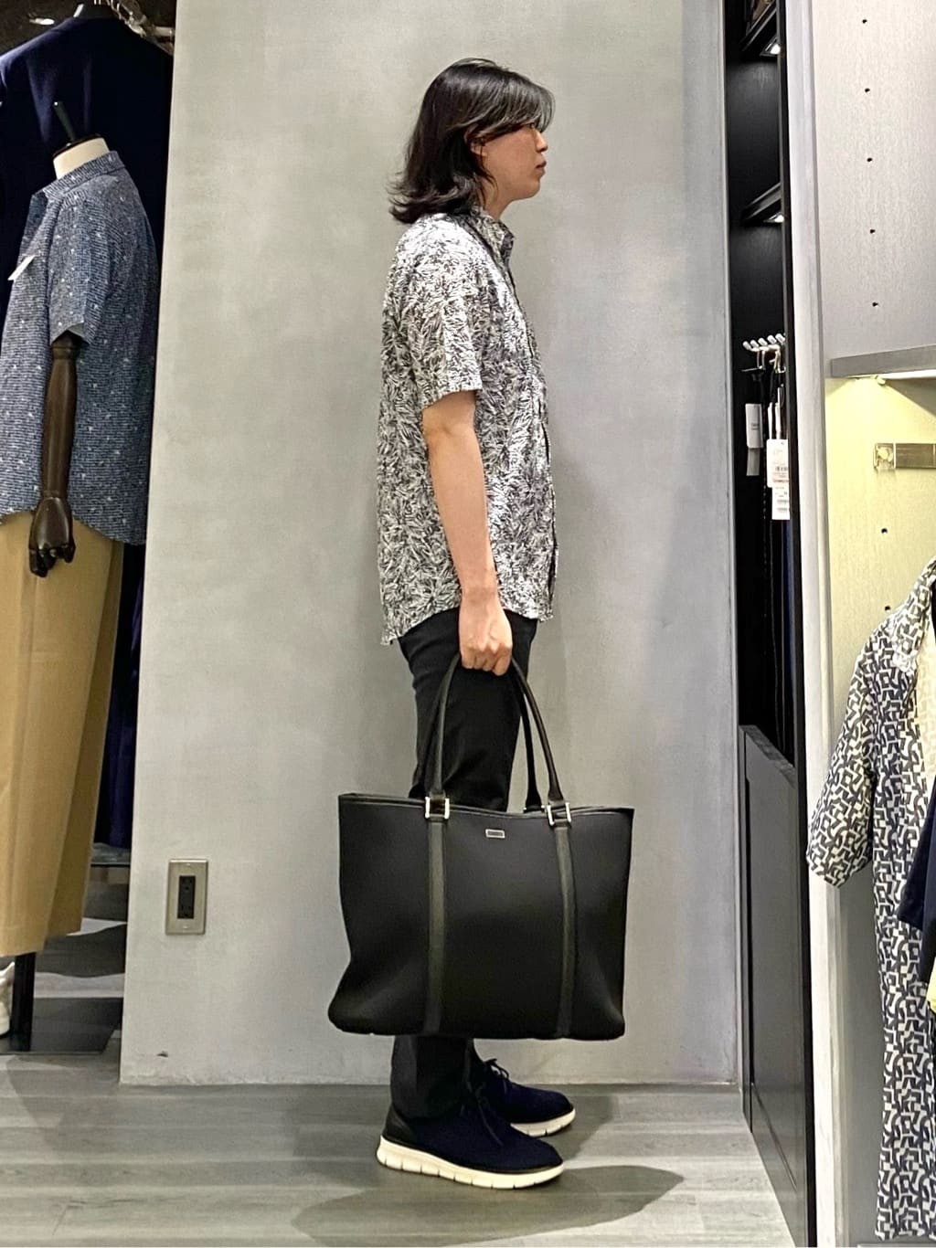 nishiさんの「TAKEO KIKUCHI｜【抗菌防臭】COOL DOTS（R）ドビープリント ジャケット」を使ったコーディネート