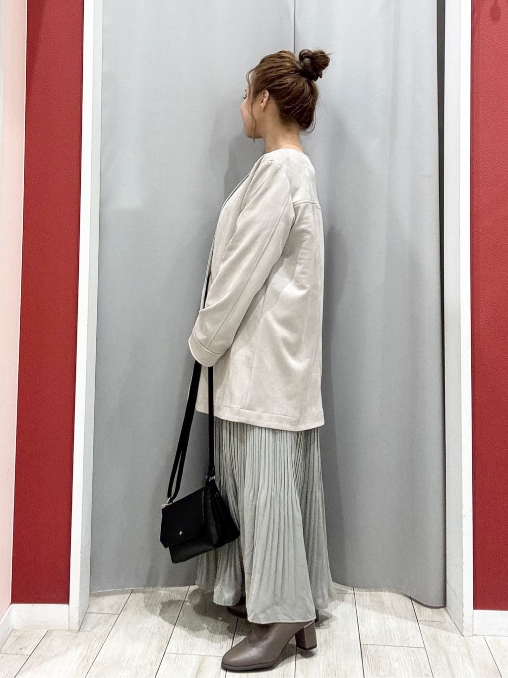 shioさんの「SHOO･LA･RUE｜【S-LL】上品さを纏う やわらかフェイクスエード ミドル丈ブルゾン」を使ったコーディネート
