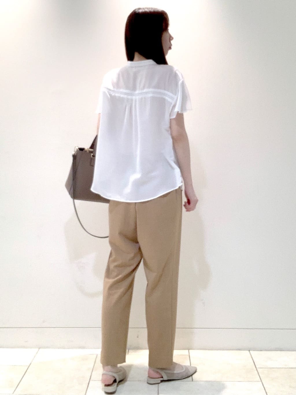 ヤマグチさんの「Reflect｜◆【選べる7色◎／手洗い可】フロントピンタックデザインブラウス」を使ったコーディネート