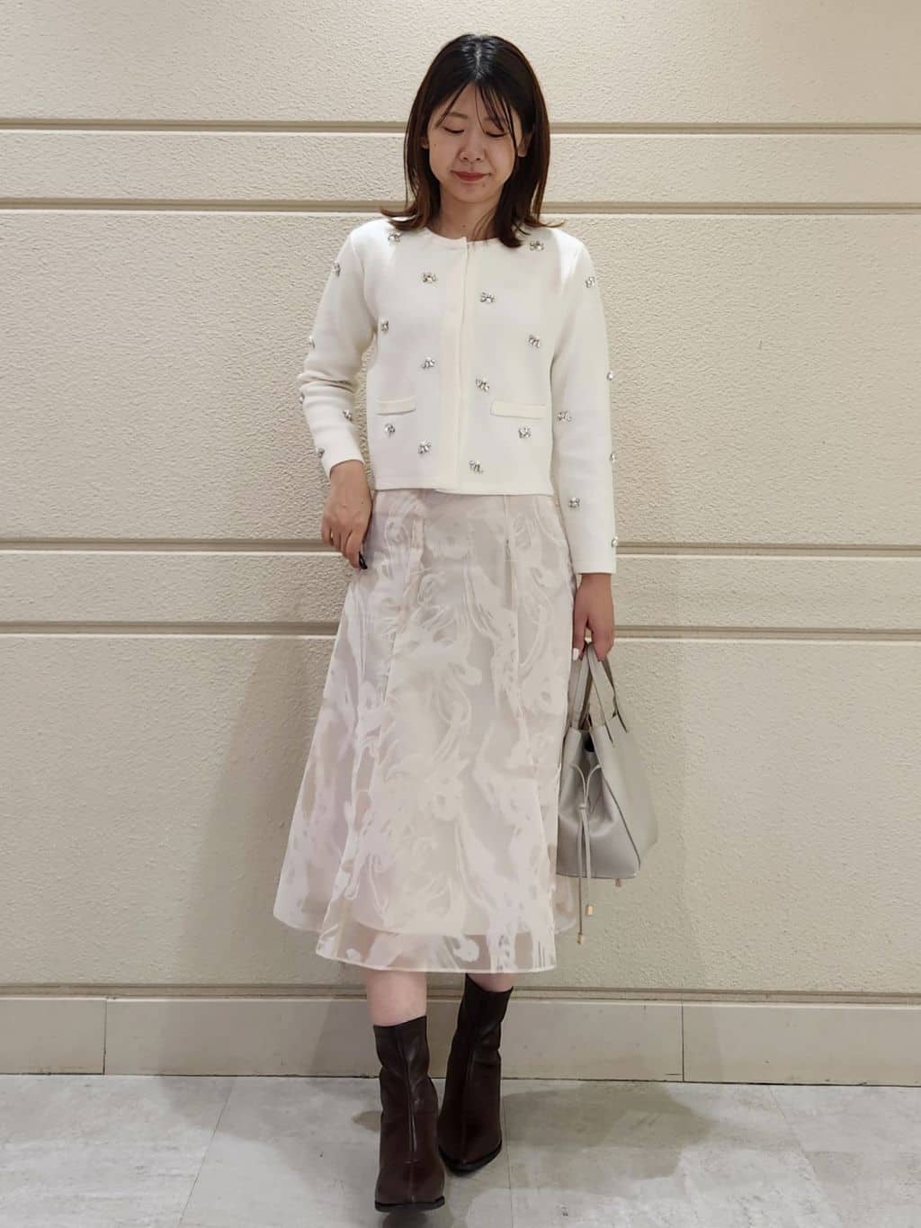 yukaさんの「COUP DE CHANCE｜【手洗い可／日本製】フラワー柄プリントスカート」を使ったコーディネート