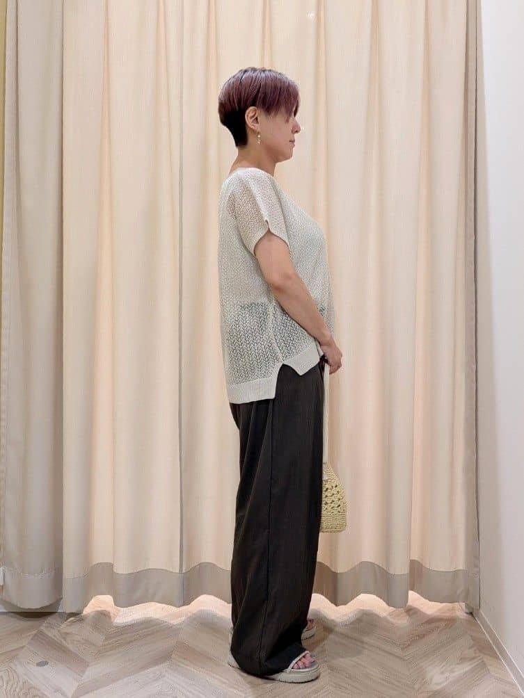 ユカさんの「SHOO･LA･RUE｜【着丈選べる】触れる度ひんやり ゆるきれい イージーワイドパンツ」を使ったコーディネート