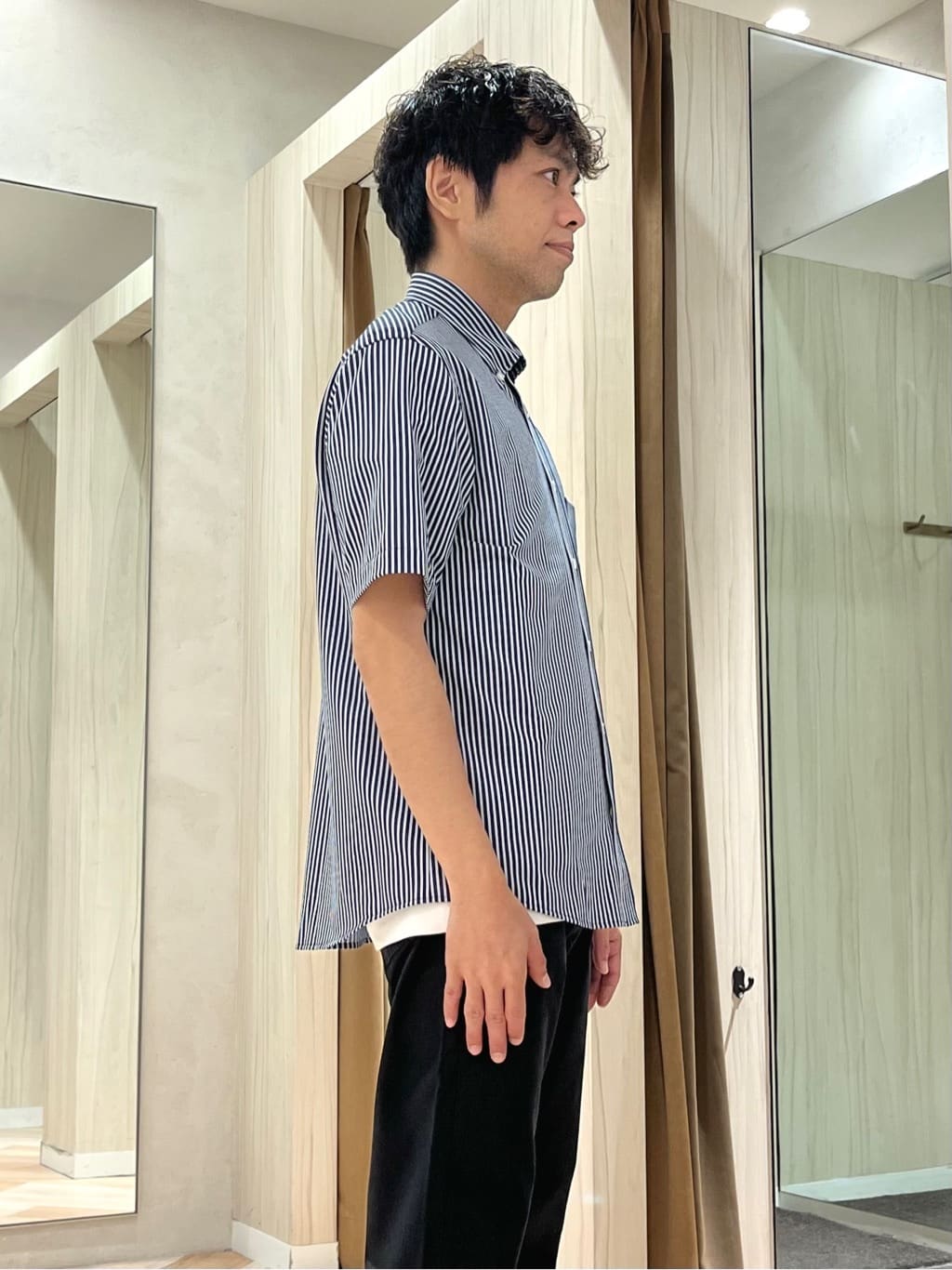 URAさんの「TAKEO KIKUCHI｜【抗菌防臭／5サイズ展開】ハイゲージポンチ Tシャツ」を使ったコーディネート