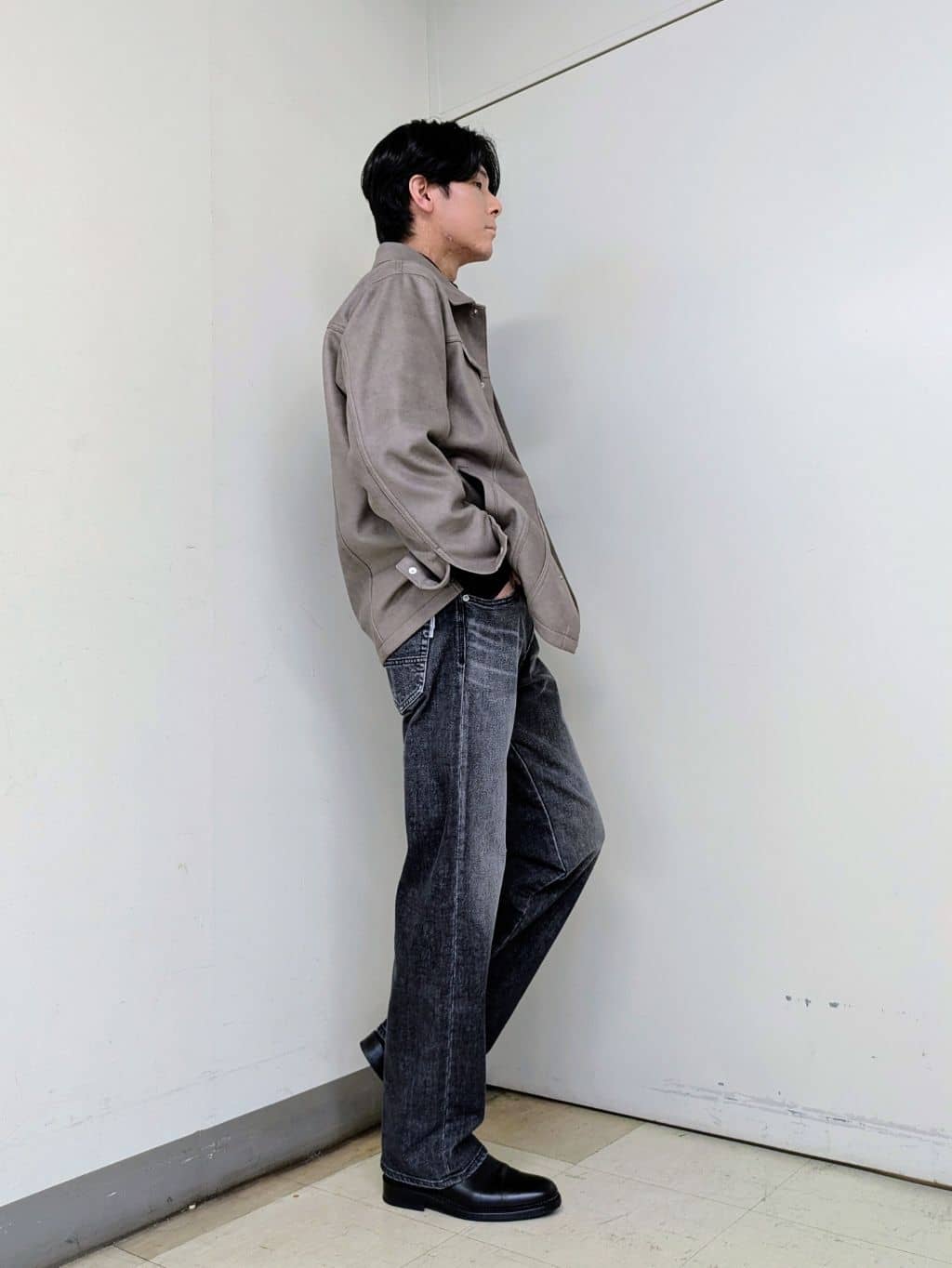 ryoさんの「TAKEO KIKUCHI｜アンチピリング ジップアップ ニット」を使ったコーディネート