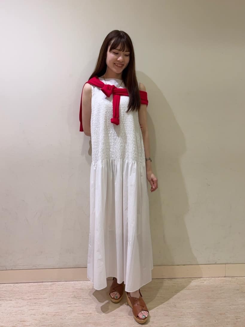 mayuさんの「UNTITLED｜◆【コットン100/夏ワンピ/ナロー】シャーリングワンピース」を使ったコーディネート