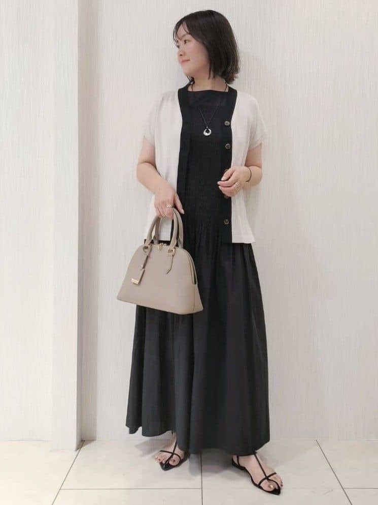naokoさんの「UNTITLED｜リングコードトップネックレス」を使ったコーディネート