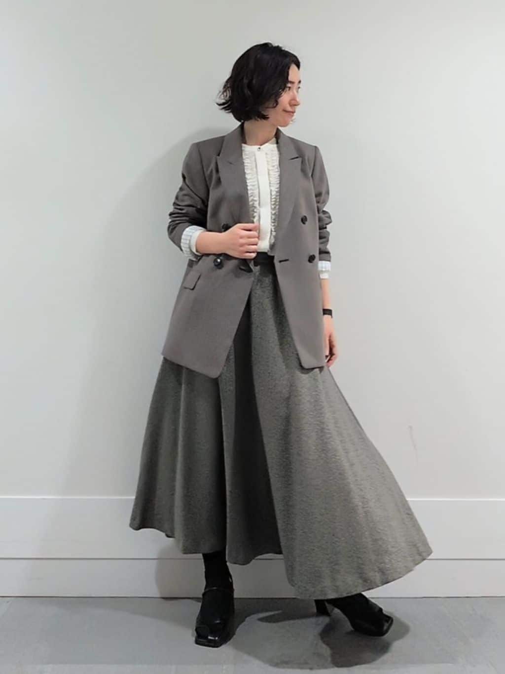 ミズタさんの「UNTITLED｜【セットアップ可】ウールライク ダブルブレストジャケット」を使ったコーディネート
