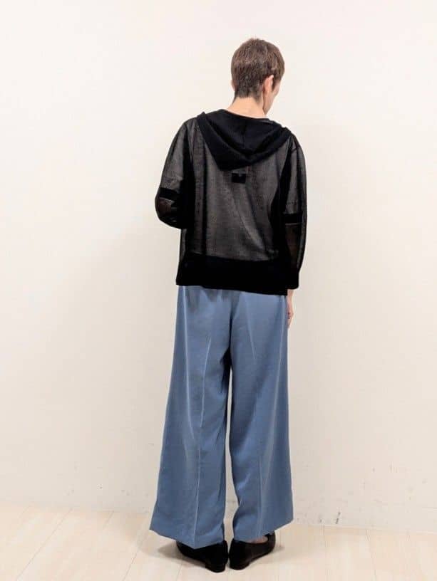 sachiさんの「Reflect｜【寒暖差対策に◎／手洗い可／旅行や通勤に】フード付きシアーカーディガン」を使ったコーディネート