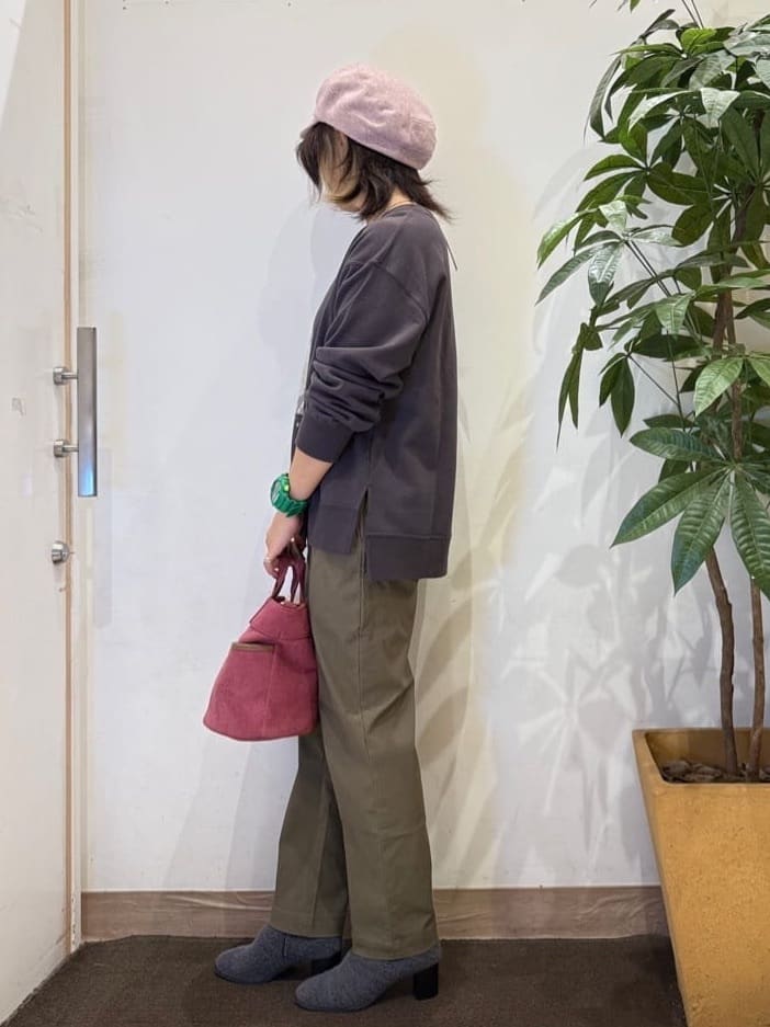 misakiさんの「SHOO･LA･RUE｜グラフィックアソート裏毛スウェット」を使ったコーディネート