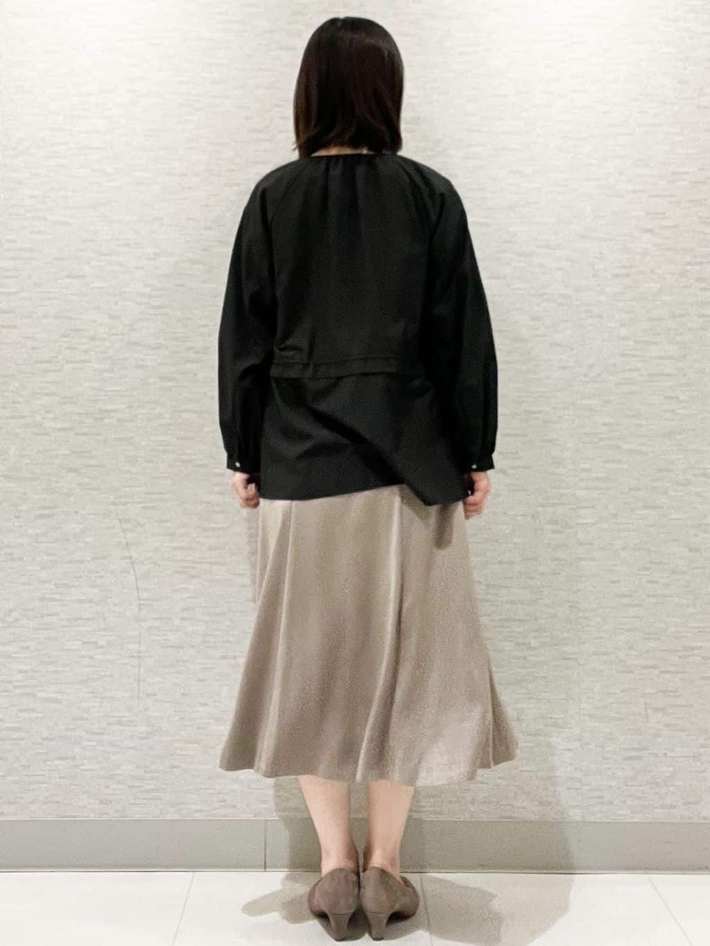 marikoさんの「Reflect｜【パンツにもスカートにも合わせやすい◎】ライティブルゾン」を使ったコーディネート