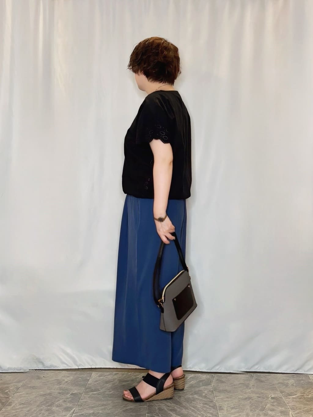 たみさんの「SHOO･LA･RUE｜スカラップ刺繍レースが目を惹く ドルマントップス」を使ったコーディネート