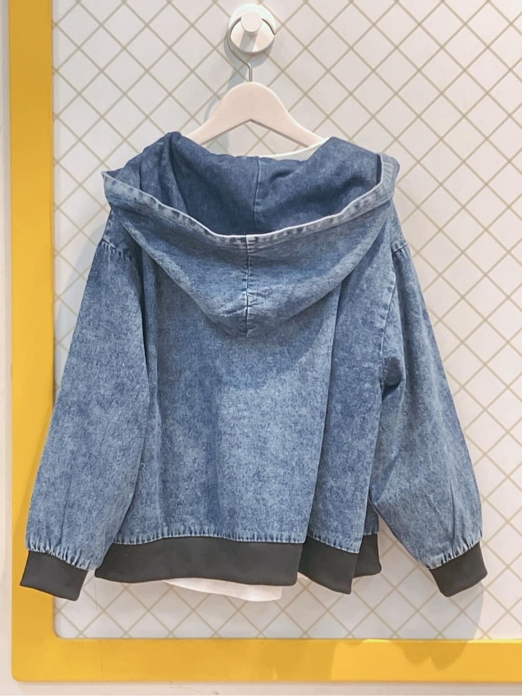 蒼さんの「SHOO･LA･RUE｜【130-150cm】デニムフードブルゾン」を使ったコーディネート