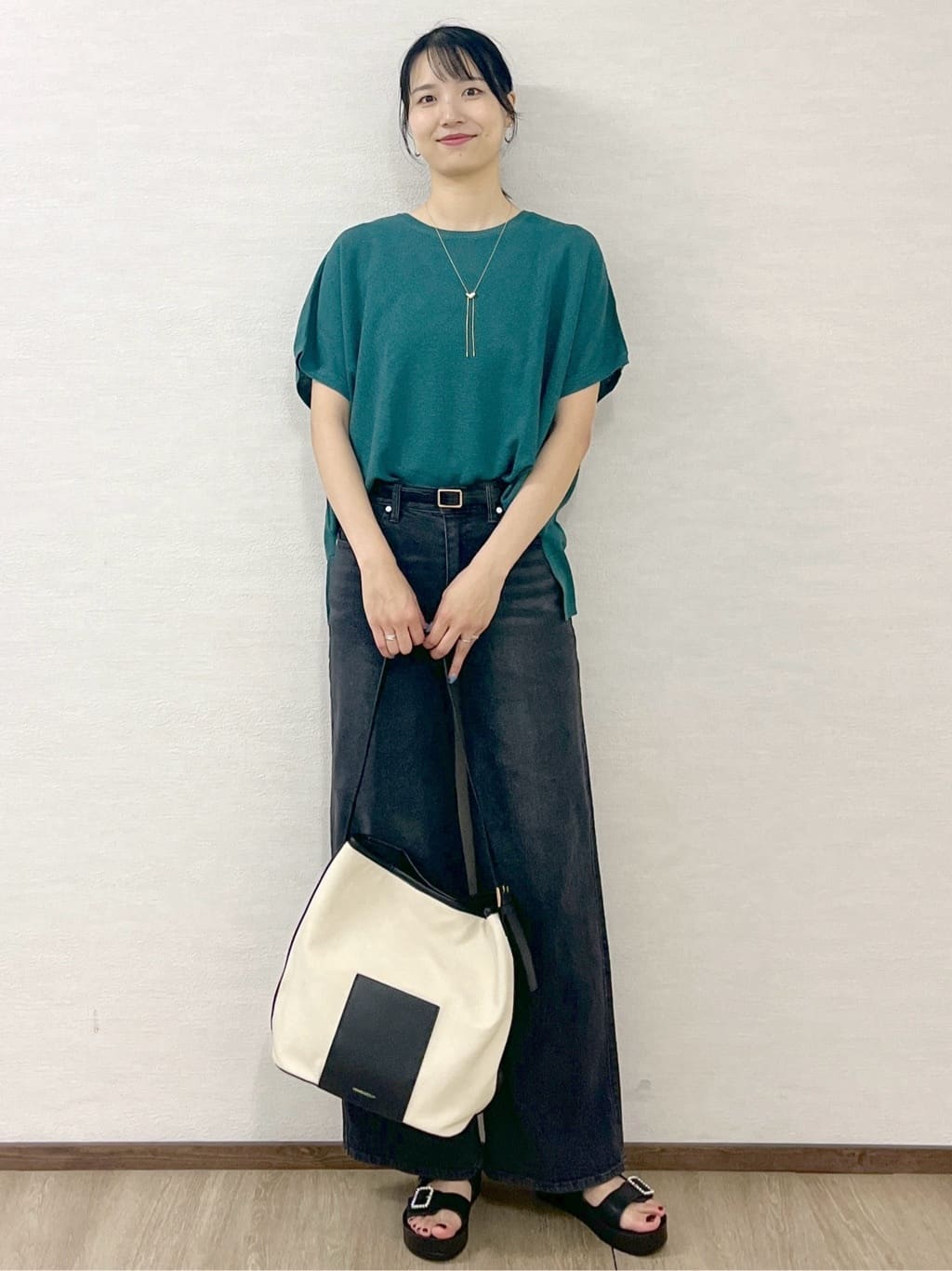 sachikoさんの「OPAQUE.CLIP｜《5色展開／S-LLサイズ》リラクシーメッシュニット【洗濯機洗い可】」を使ったコーディネート
