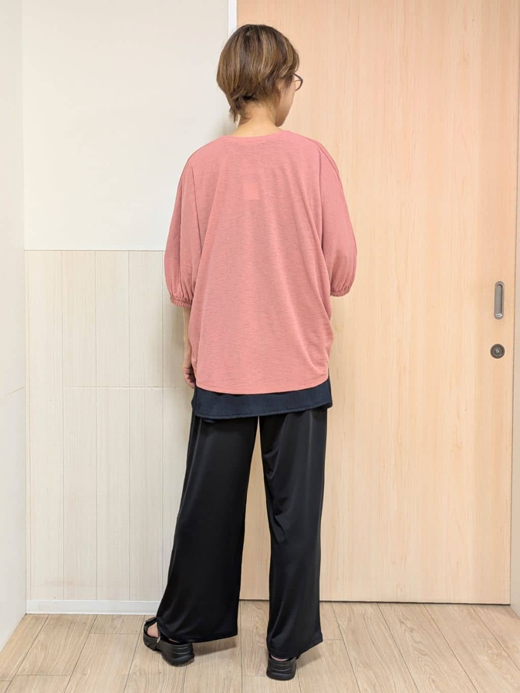 YuAさんの「SHOO･LA･RUE｜【S-LL/洗える/体型カバー/5分袖】涼しくきれいに決まる Aライントップス」を使ったコーディネート